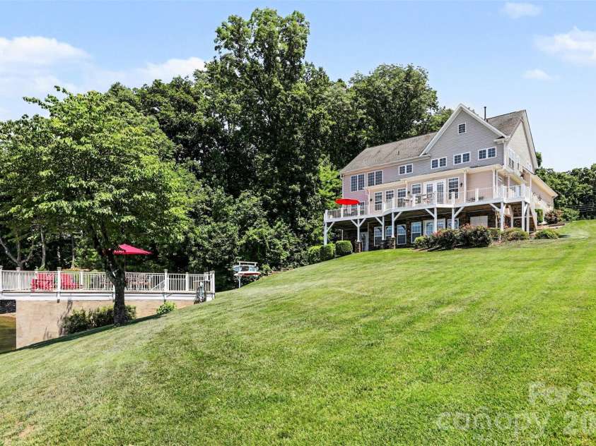 678 Normandy Road, Mooresville, NC 28117.  MLS# CAR4391129, YatesRealty ID 32726. 