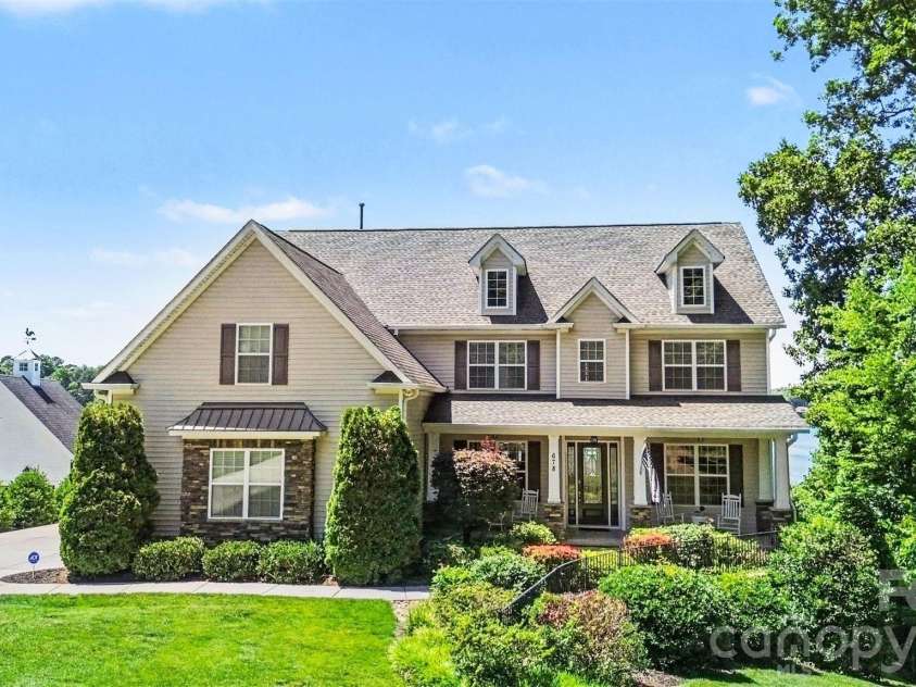 678 Normandy Road, Mooresville, NC 28117.  MLS# CAR4391129, YatesRealty ID 32726. 