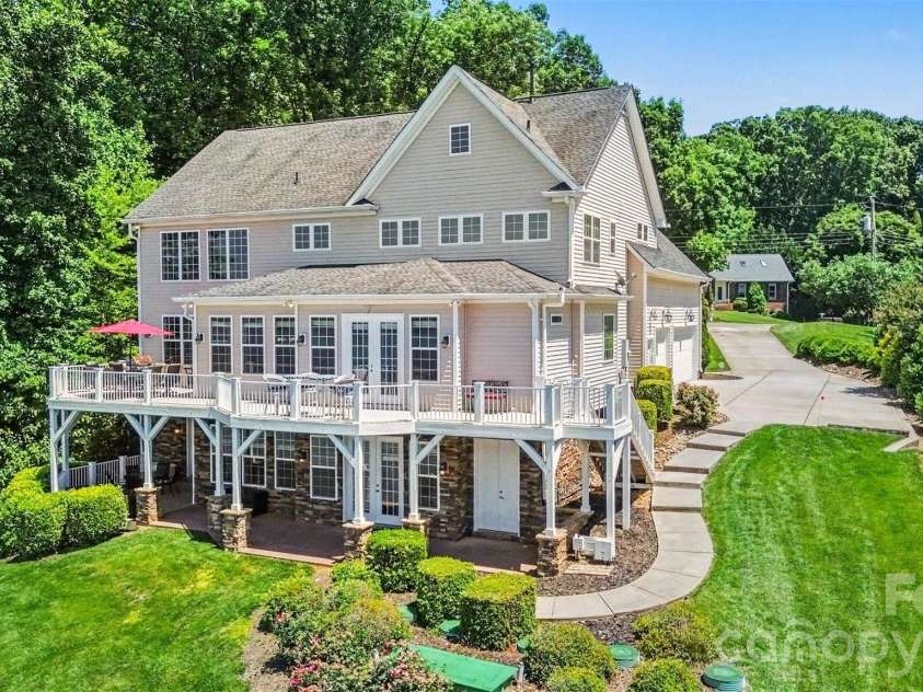 678 Normandy Road, Mooresville, NC 28117.  MLS# CAR4391129, YatesRealty ID 32726. 