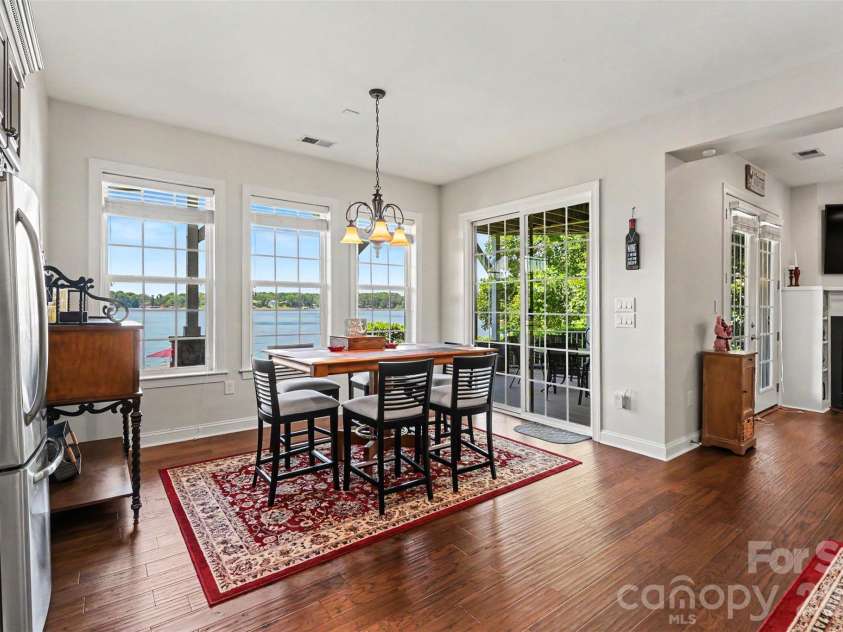 678 Normandy Road, Mooresville, NC 28117.  MLS# CAR4391129, YatesRealty ID 32726. Breakfast