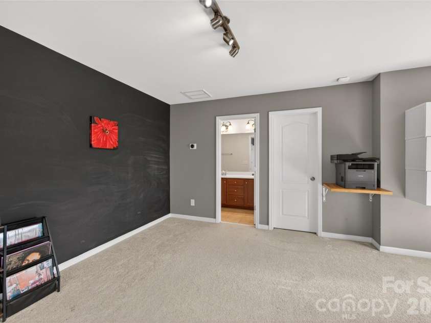 12531 Surreykirt Lane, Huntersville, NC 28078.  MLS# CAR4391627, YatesRealty ID 32727. 