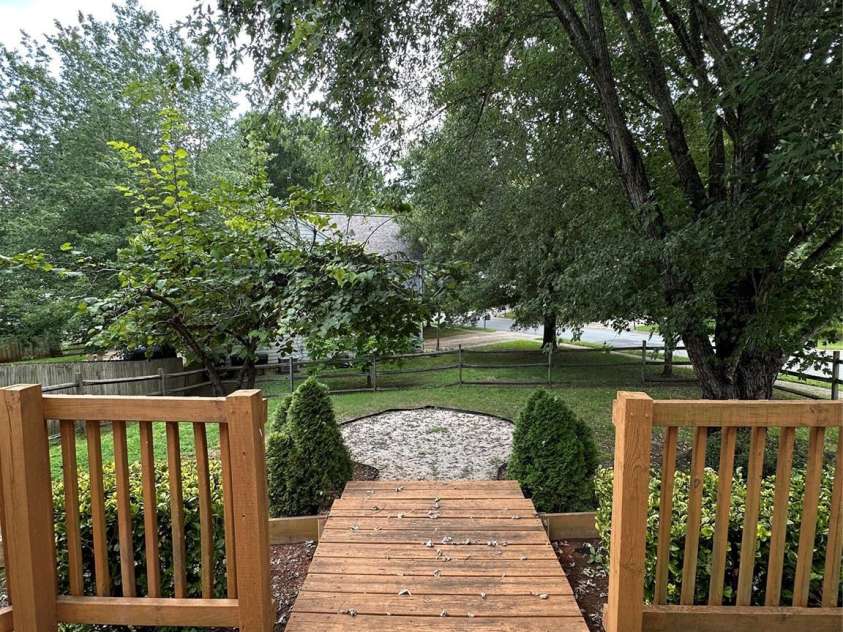 7604 Henderson Park Road, Huntersville, NC 28078.  MLS# CAR4230422, YatesRealty ID 32728. 