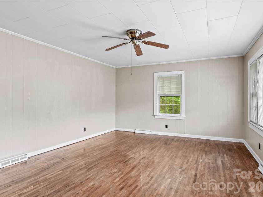 141 Vanzant Road, Mocksville, NC 27028.  MLS# CAR4388977, YatesRealty ID 32730. 