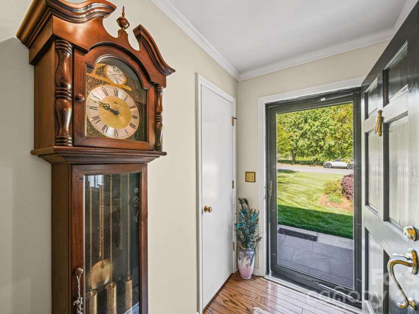 13539 Four Oaks Lane, Matthews, NC 28105.  MLS# CAR4384474, YatesRealty ID 32731. 