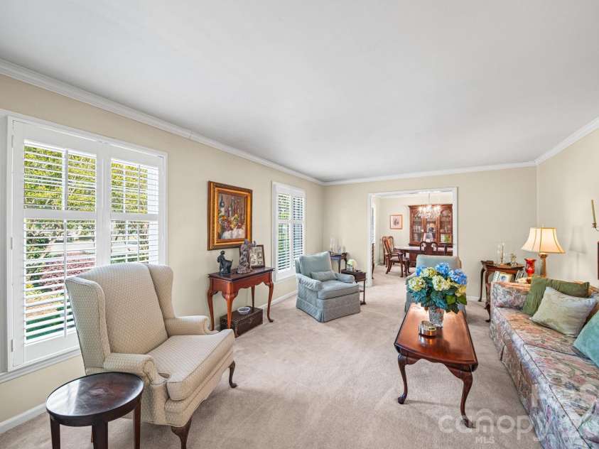 13539 Four Oaks Lane, Matthews, NC 28105.  MLS# CAR4384474, YatesRealty ID 32731. 