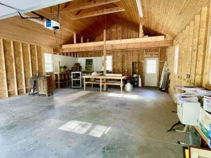 260 Bull Creek Road, Asheville, NC 28805.  MLS# CAR4397044, YatesRealty ID 32734. 
