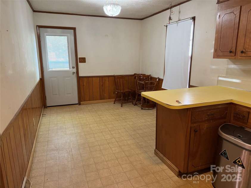 105 Smith Lane, Mount Holly, NC 28120.  MLS# CAR4305235, YatesRealty ID 32735. Kitchen/Dining