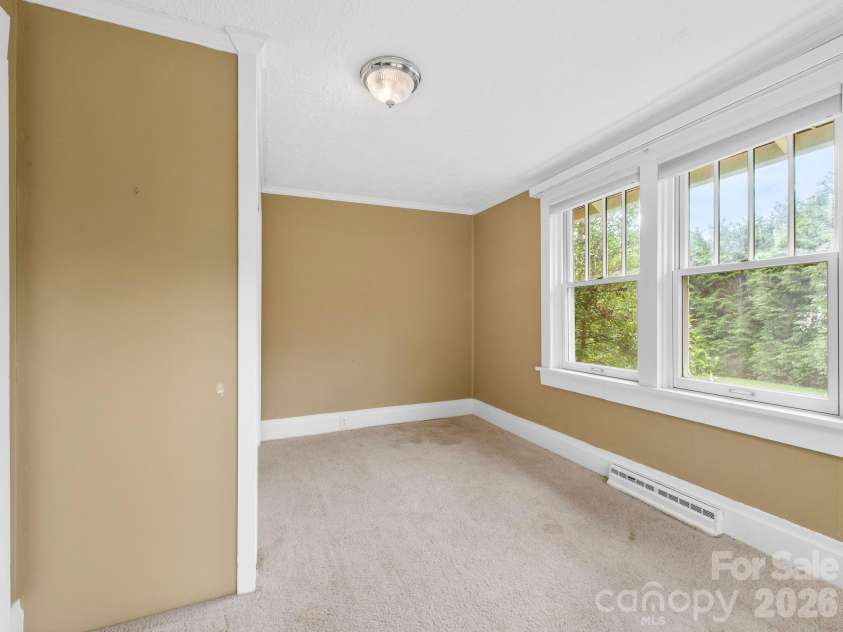 25 Bailey Road, Candler, NC 28715.  MLS# CAR4387001, YatesRealty ID 32736. Second Bedroom