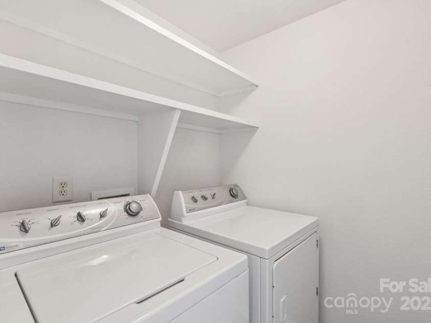 10147 Orchard Grass Court, Charlotte, NC 28278.  MLS# CAR4285268, YatesRealty ID 32737. 