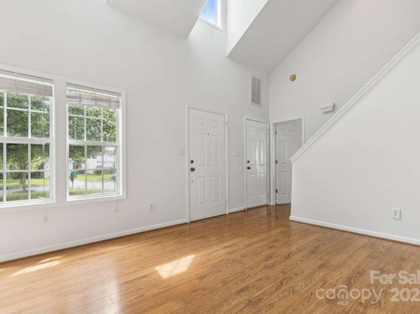 10147 Orchard Grass Court, Charlotte, NC 28278.  MLS# CAR4285268, YatesRealty ID 32737. 