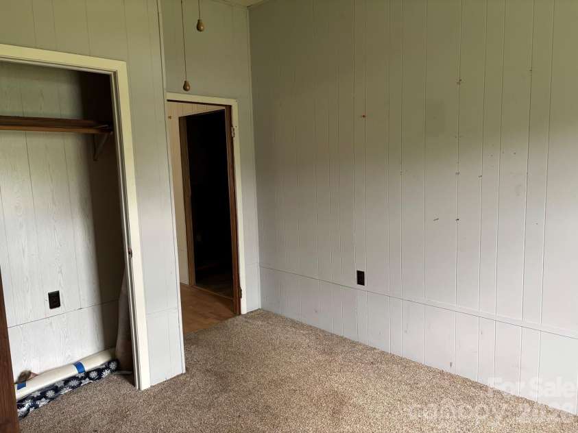 86 Jack Sullins Road, Spruce Pine, NC 28777.  MLS# CAR4397158, YatesRealty ID 32737. 