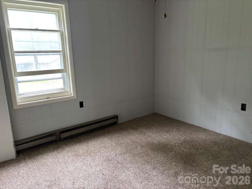 86 Jack Sullins Road, Spruce Pine, NC 28777.  MLS# CAR4397158, YatesRealty ID 32737. 