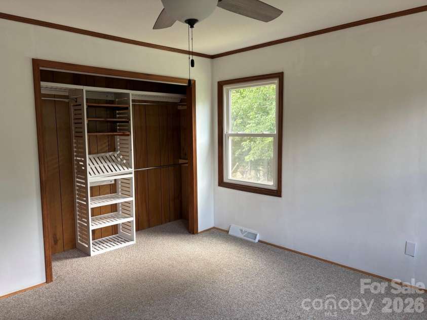 86 Jack Sullins Road, Spruce Pine, NC 28777.  MLS# CAR4397158, YatesRealty ID 32737. 