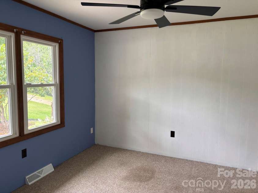 86 Jack Sullins Road, Spruce Pine, NC 28777.  MLS# CAR4397158, YatesRealty ID 32737. 