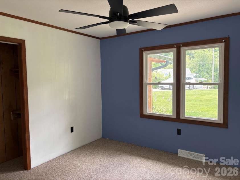 86 Jack Sullins Road, Spruce Pine, NC 28777.  MLS# CAR4397158, YatesRealty ID 32737. 