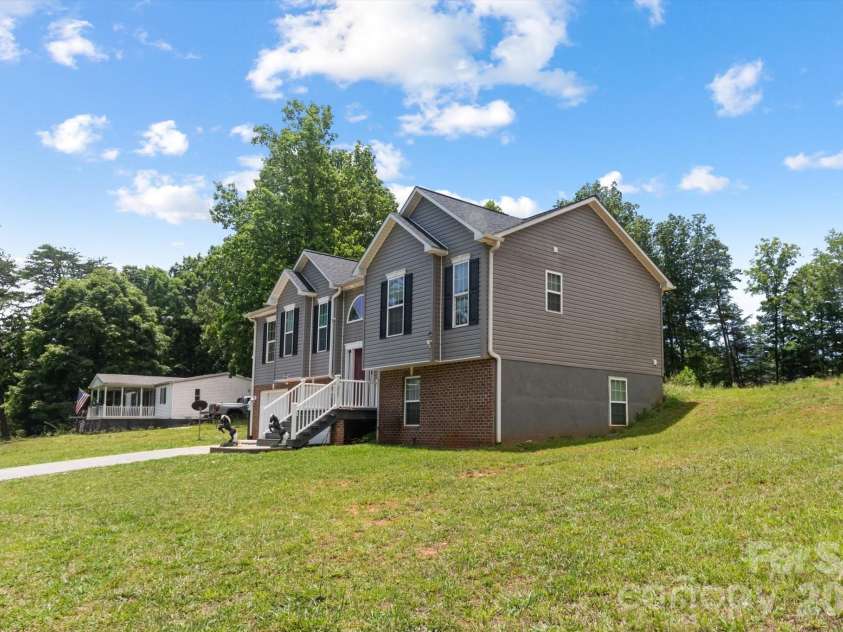 1223 Deer Park Road, Nebo, NC 28761.  MLS# CAR4395282, YatesRealty ID 32738. 