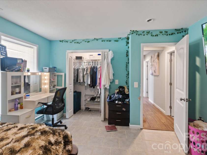 1223 Deer Park Road, Nebo, NC 28761.  MLS# CAR4395282, YatesRealty ID 32738. 