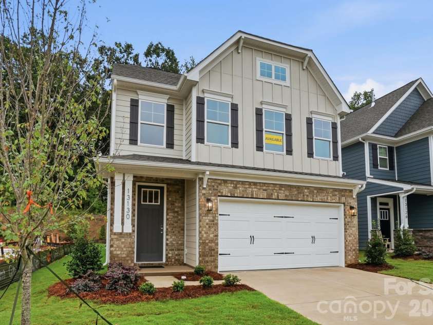 13130 Foxberry Road, Charlotte, NC 28213.  MLS# CAR4370580, YatesRealty ID 32739. Homesite 6 features a Clayton B floorplan