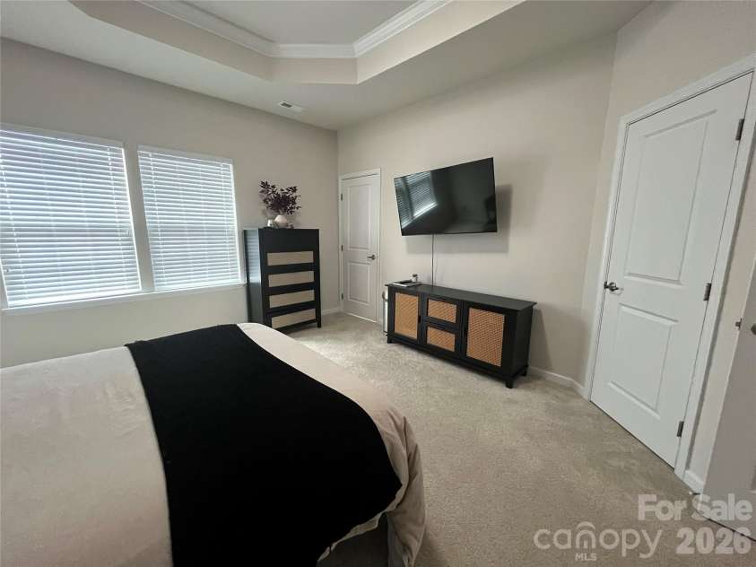 1105 May Apple Drive, Matthews, NC 28104.  MLS# CAR4341799, YatesRealty ID 3274. 