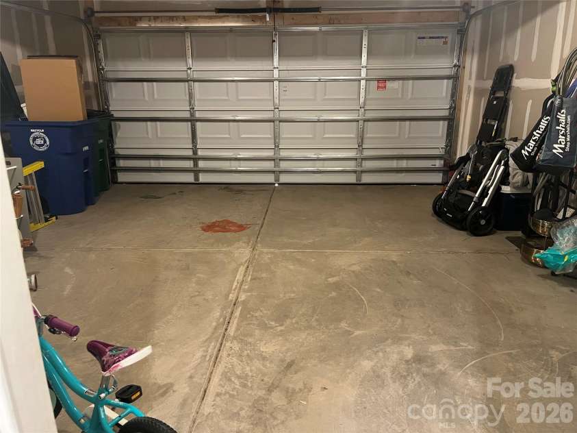 1105 May Apple Drive, Matthews, NC 28104.  MLS# CAR4341799, YatesRealty ID 3274. 