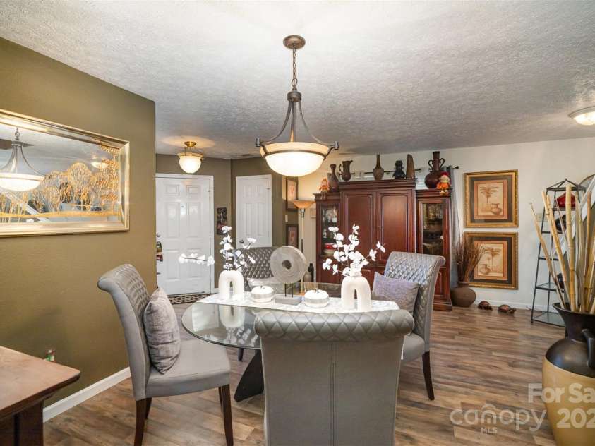 12413 Stowe Acres Drive, Charlotte, NC 28262.  MLS# CAR4198532, YatesRealty ID 3274. 