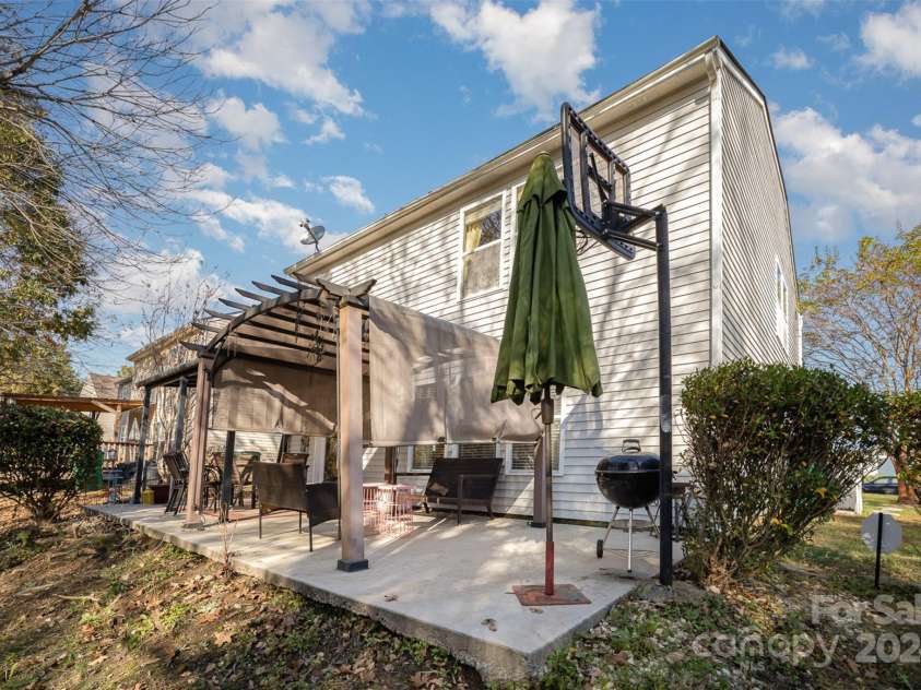 12413 Stowe Acres Drive, Charlotte, NC 28262.  MLS# CAR4198532, YatesRealty ID 3274. 