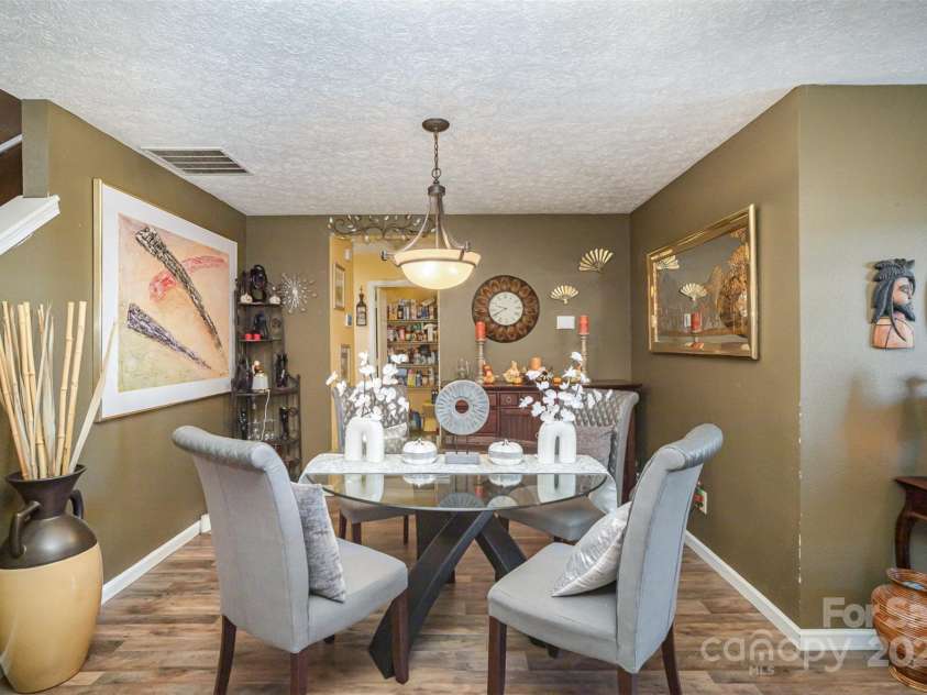 12413 Stowe Acres Drive, Charlotte, NC 28262.  MLS# CAR4198532, YatesRealty ID 3274. Dining Area