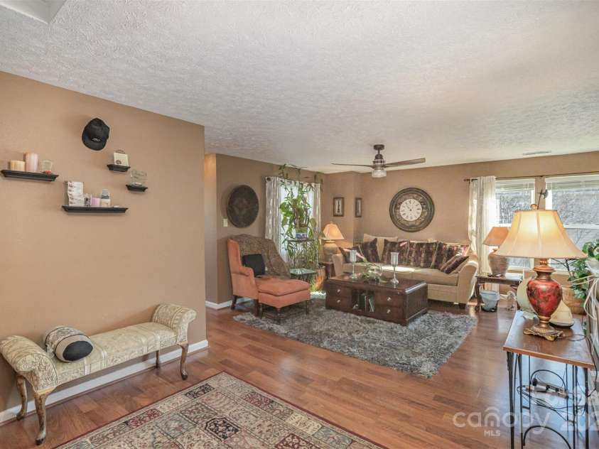 12413 Stowe Acres Drive, Charlotte, NC 28262.  MLS# CAR4198532, YatesRealty ID 3274. Loft