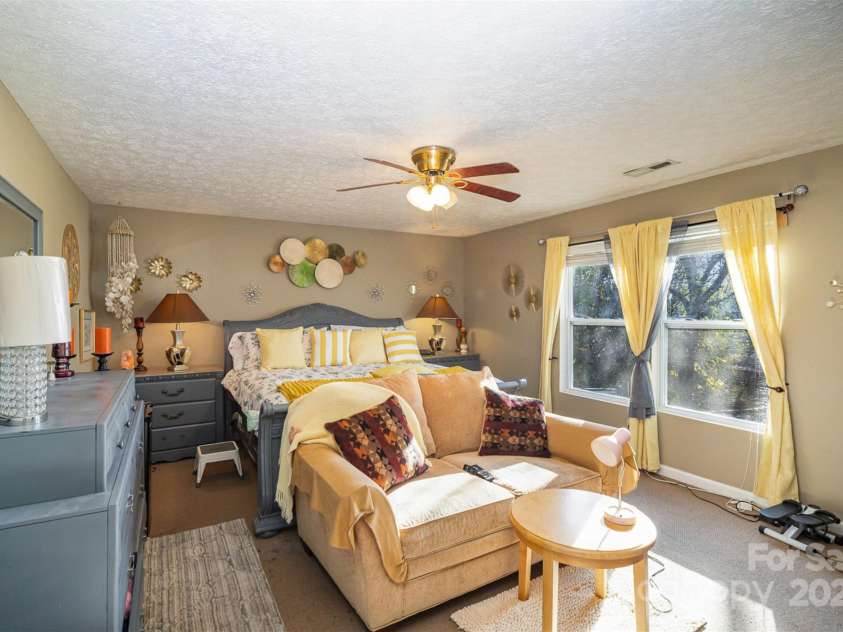 12413 Stowe Acres Drive, Charlotte, NC 28262.  MLS# CAR4198532, YatesRealty ID 3274. Primary Bedroom
