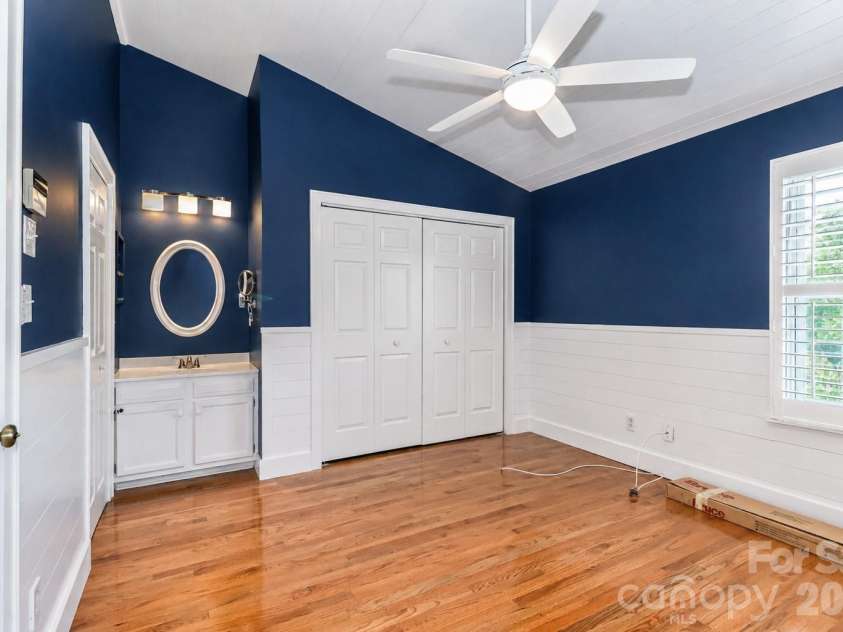 8157 Circle Tree Lane, Charlotte, NC 28277.  MLS# CAR4393802, YatesRealty ID 32740. 