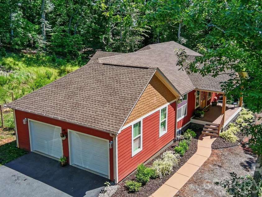 1241 Hayes Road, Columbus, NC 28722.  MLS# CAR4394932, YatesRealty ID 32741. 