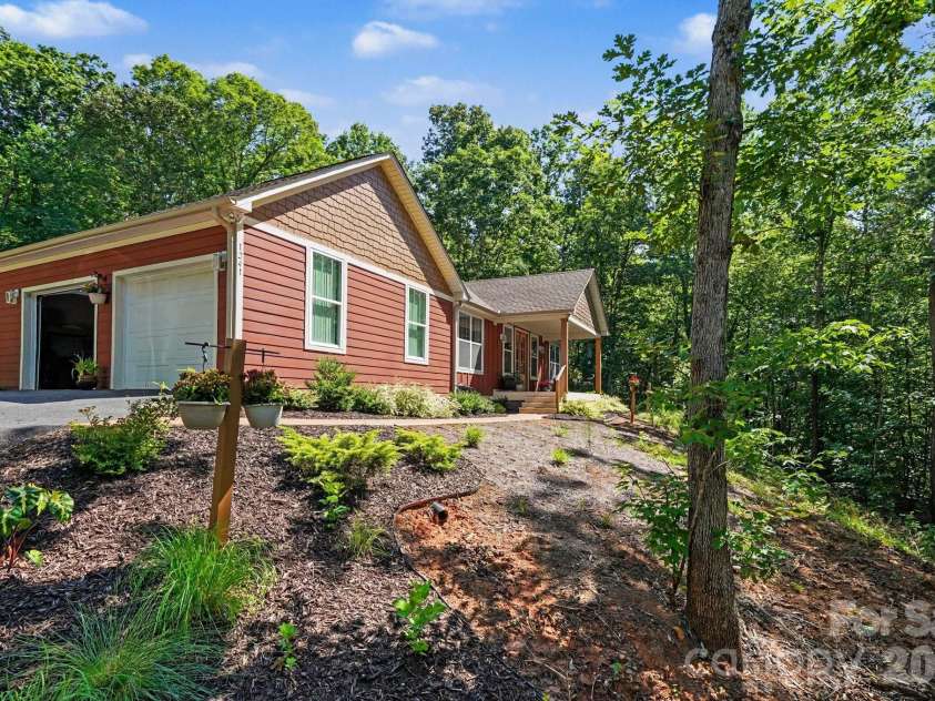 1241 Hayes Road, Columbus, NC 28722.  MLS# CAR4394932, YatesRealty ID 32741. 