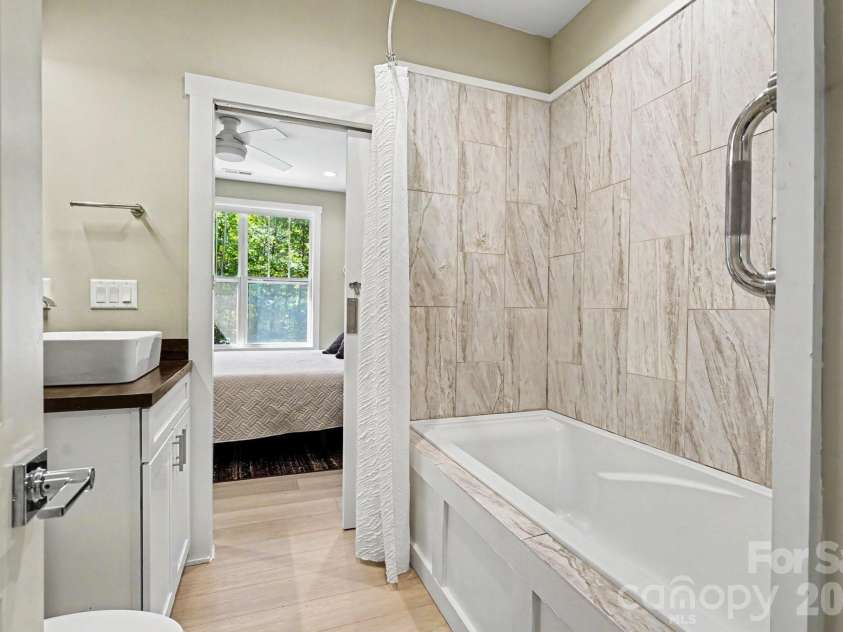 1241 Hayes Road, Columbus, NC 28722.  MLS# CAR4394932, YatesRealty ID 32741. 