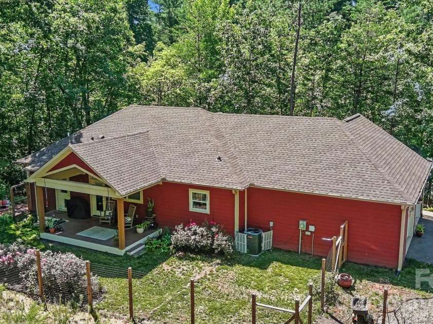 1241 Hayes Road, Columbus, NC 28722.  MLS# CAR4394932, YatesRealty ID 32741. 
