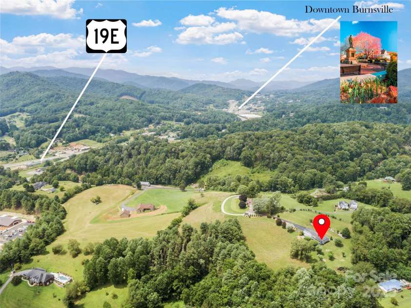 220 Grand View Lane, Burnsville, NC 28714.  MLS# CAR4287222, YatesRealty ID 32743. 