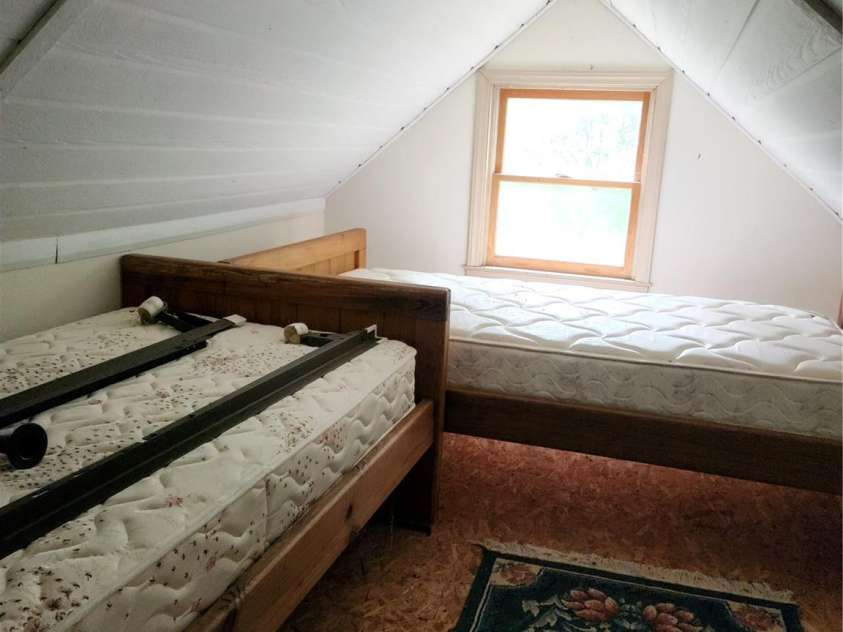 3076/3078 Blue Creek Road, Lenoir, NC 28645.  MLS# CAR4289732, YatesRealty ID 32744. 