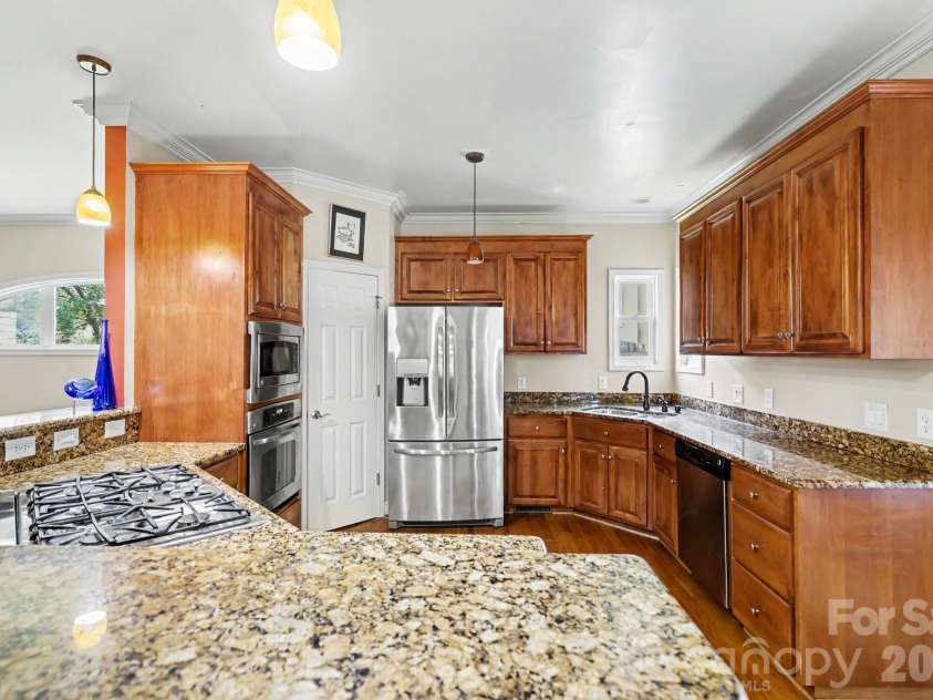 10130 Fairlea Drive, Charlotte, NC 28269.  MLS# CAR4395480, YatesRealty ID 32745. 