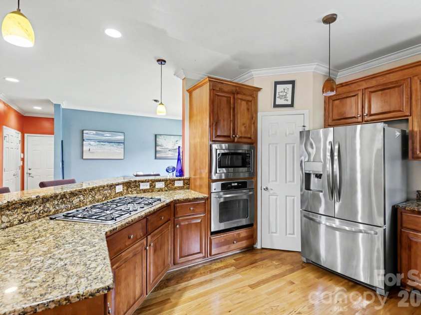 10130 Fairlea Drive, Charlotte, NC 28269.  MLS# CAR4395480, YatesRealty ID 32745. 