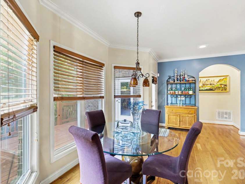 10130 Fairlea Drive, Charlotte, NC 28269.  MLS# CAR4395480, YatesRealty ID 32745. 