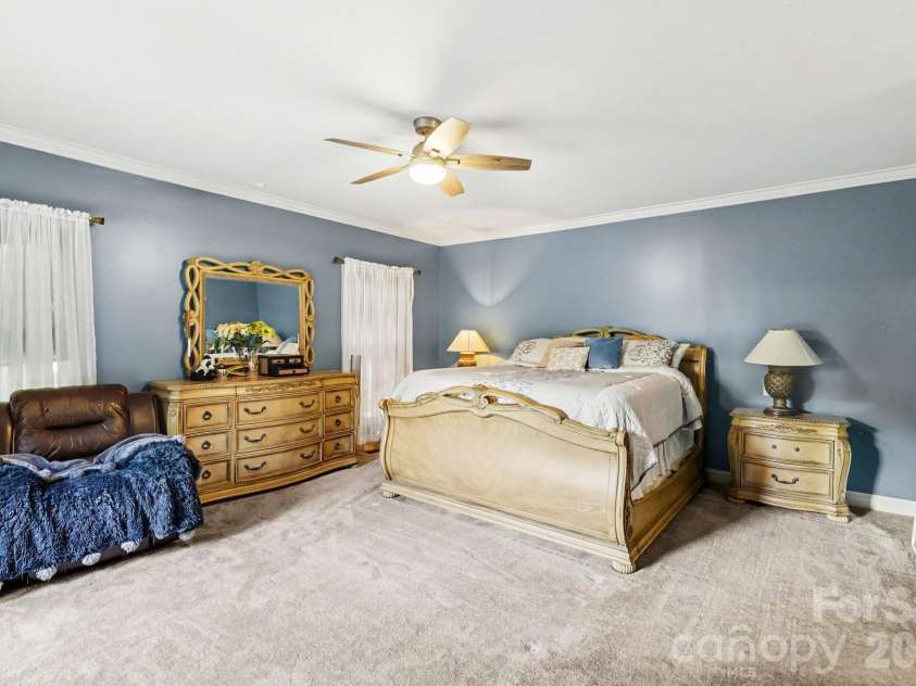 10130 Fairlea Drive, Charlotte, NC 28269.  MLS# CAR4395480, YatesRealty ID 32745. 