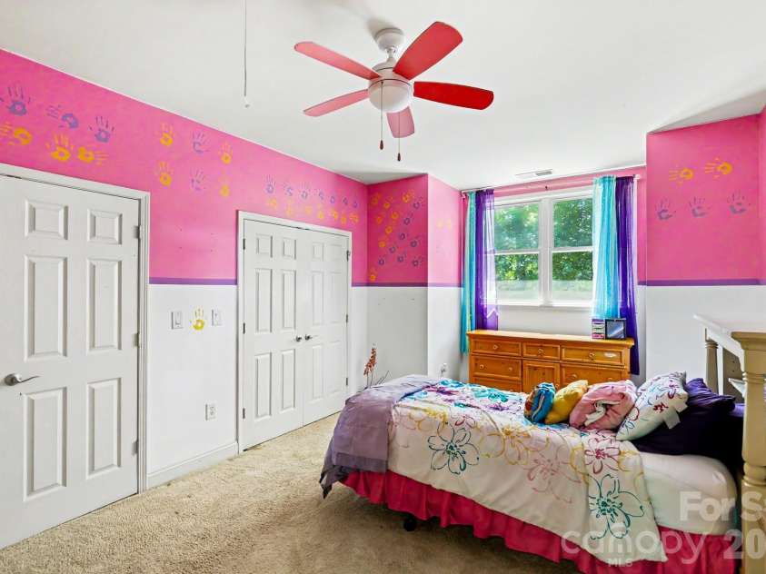 10130 Fairlea Drive, Charlotte, NC 28269.  MLS# CAR4395480, YatesRealty ID 32745. 