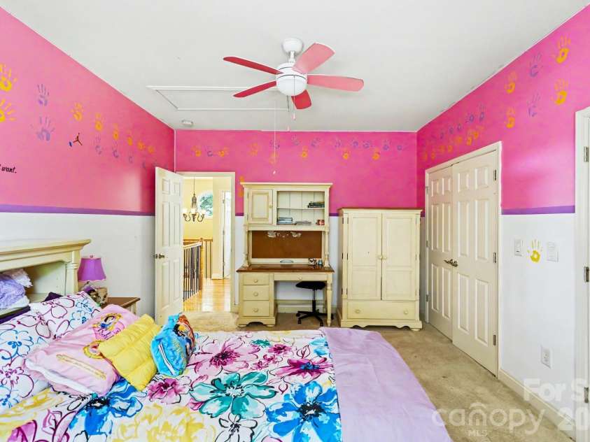 10130 Fairlea Drive, Charlotte, NC 28269.  MLS# CAR4395480, YatesRealty ID 32745. 