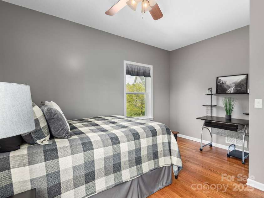 29 Enchanted Oak Lane, Alexander, NC 28701.  MLS# CAR4282785, YatesRealty ID 32745. 