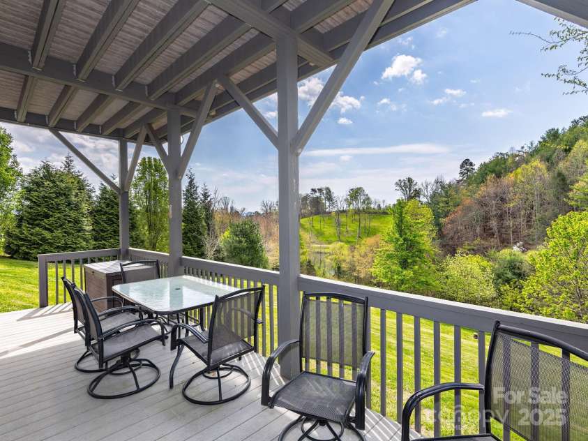 29 Enchanted Oak Lane, Alexander, NC 28701.  MLS# CAR4282785, YatesRealty ID 32745. 