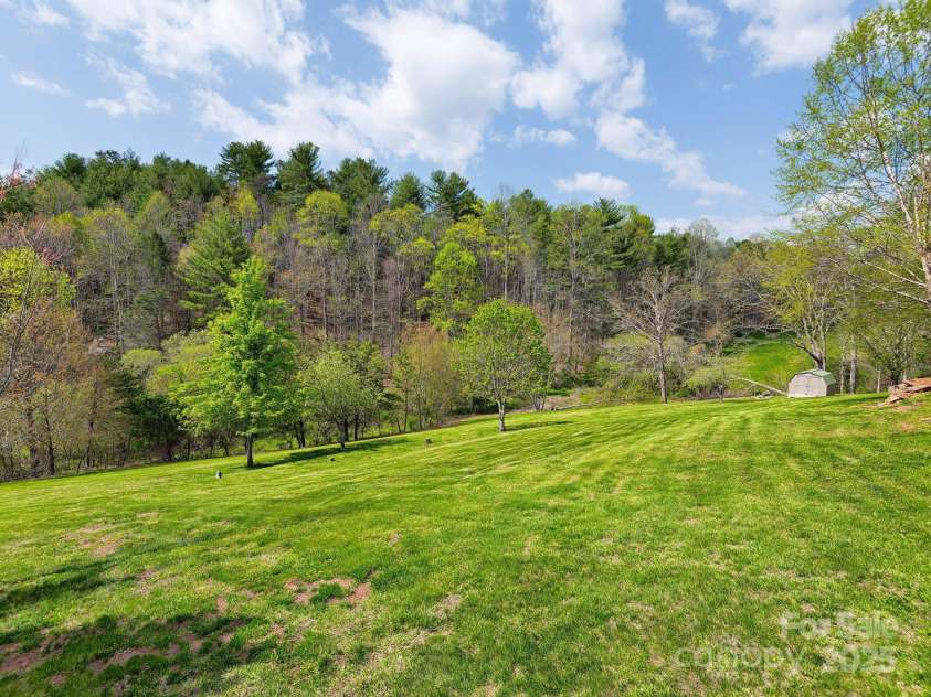 29 Enchanted Oak Lane, Alexander, NC 28701.  MLS# CAR4282785, YatesRealty ID 32745. 