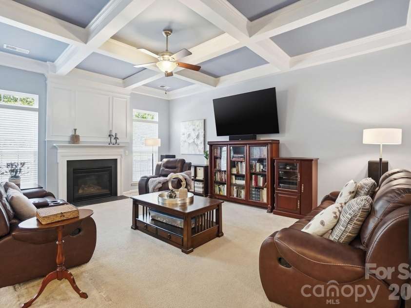 10706 Anglesey Court, Charlotte, NC 28278.  MLS# CAR4372609, YatesRealty ID 32747. 