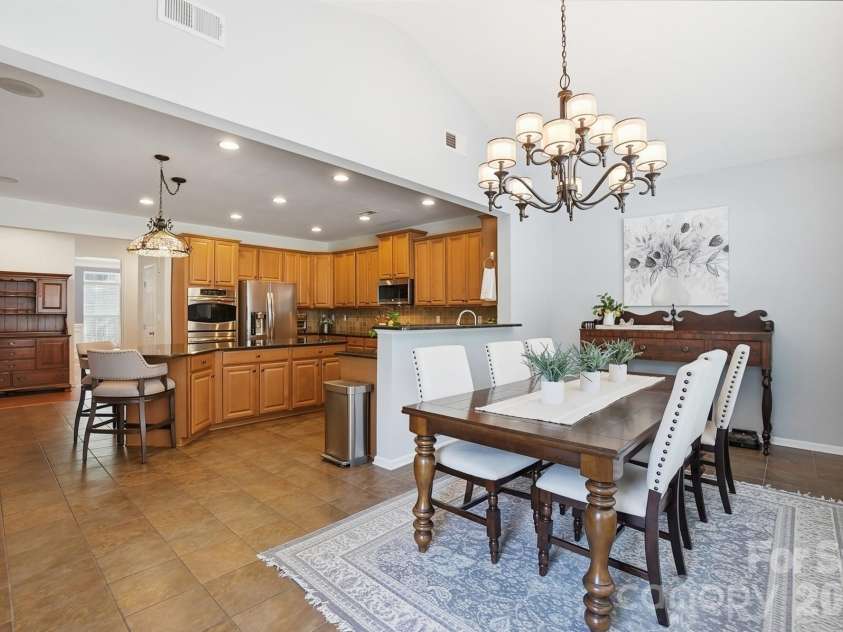 10706 Anglesey Court, Charlotte, NC 28278.  MLS# CAR4372609, YatesRealty ID 32747. 