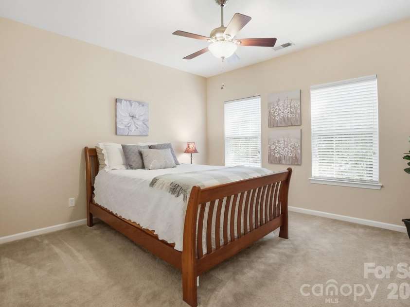 10706 Anglesey Court, Charlotte, NC 28278.  MLS# CAR4372609, YatesRealty ID 32747. 