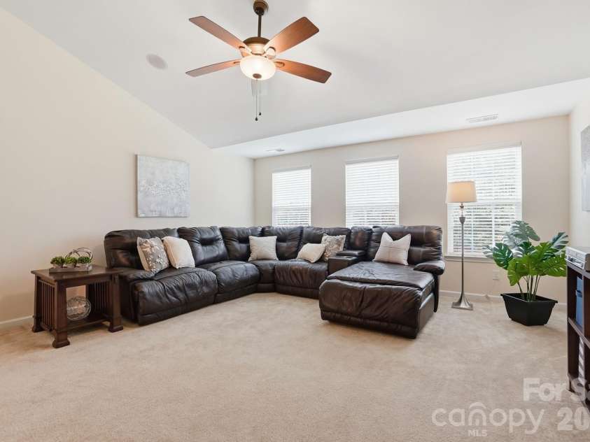 10706 Anglesey Court, Charlotte, NC 28278.  MLS# CAR4372609, YatesRealty ID 32747. 