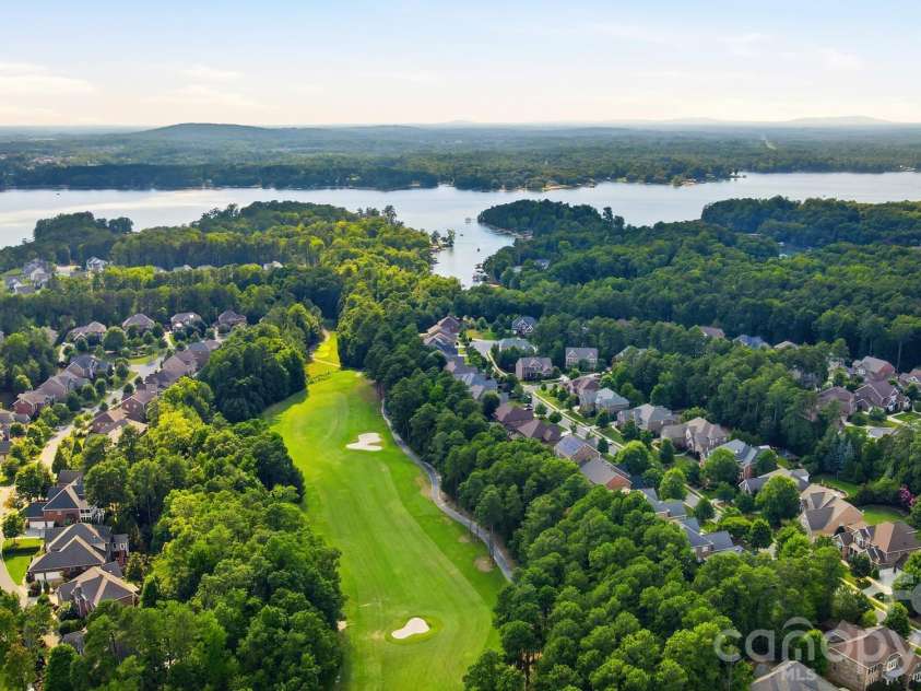 10706 Anglesey Court, Charlotte, NC 28278.  MLS# CAR4372609, YatesRealty ID 32747. 